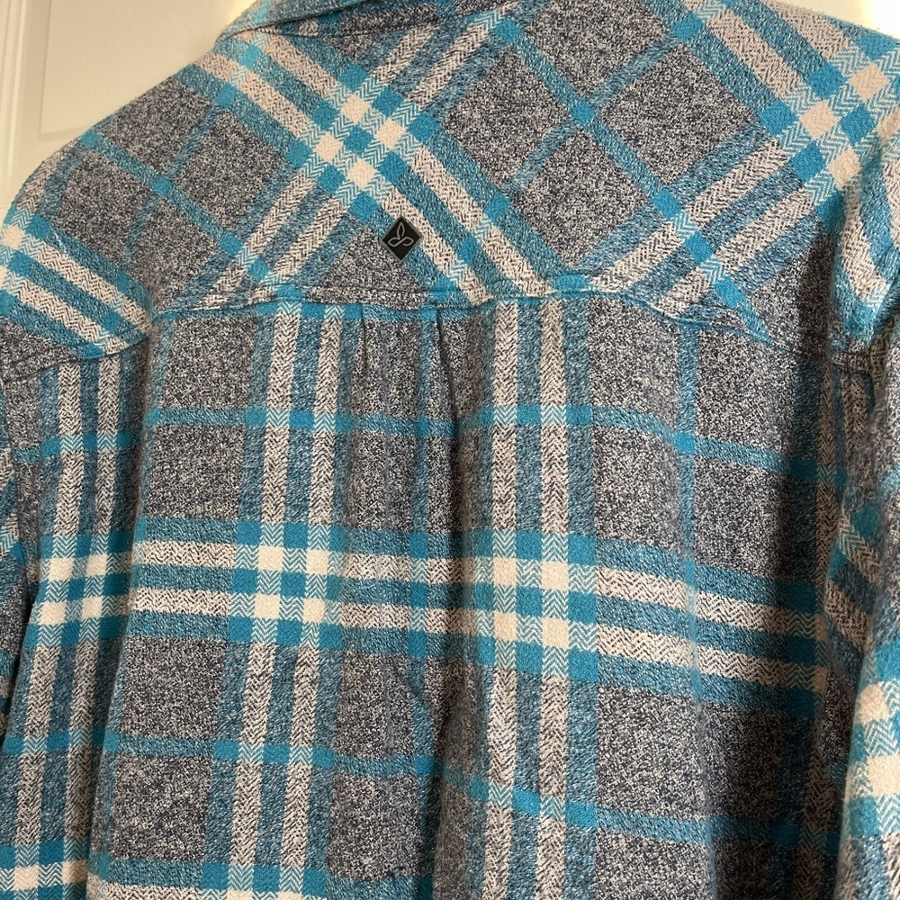 Prana Blue and Gray Textured Fabric Woodman Flannel Size Large - Picture 5 of 9